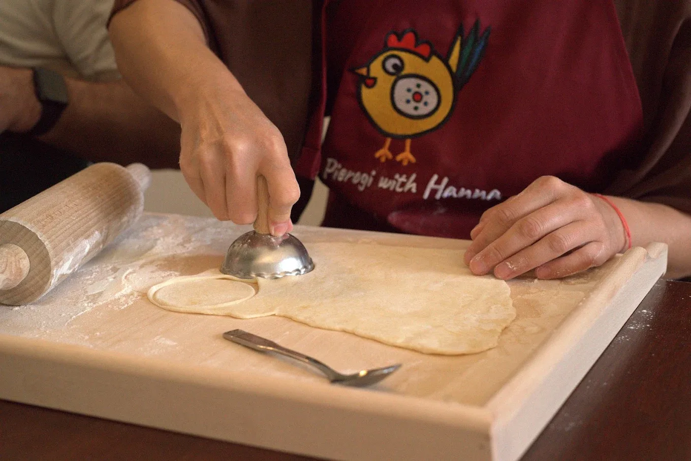 making pierogi shape